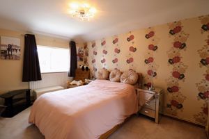 Bedroom- click for photo gallery